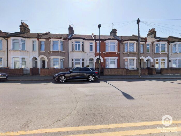 1 Bedroom Property To Rent In St Marys Road, Plaistow, London, E13