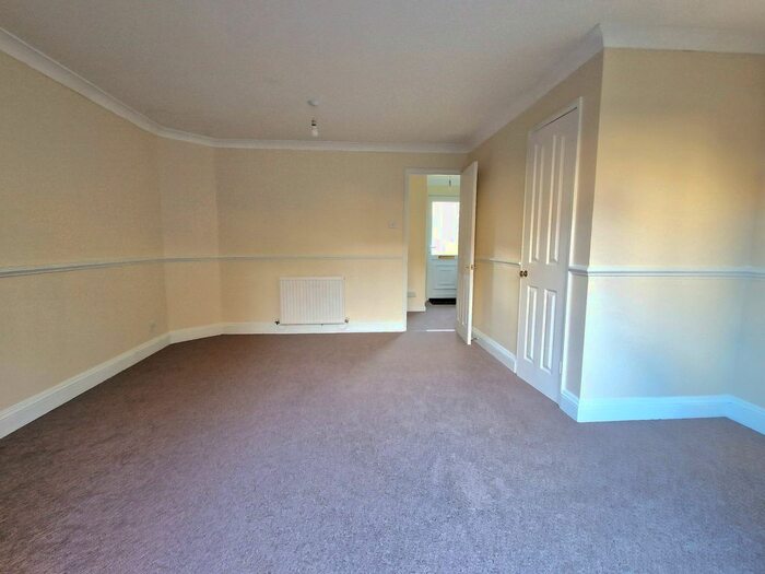 3 Bedroom Terraced House For Sale In Heron Way, Torquay, TQ2
