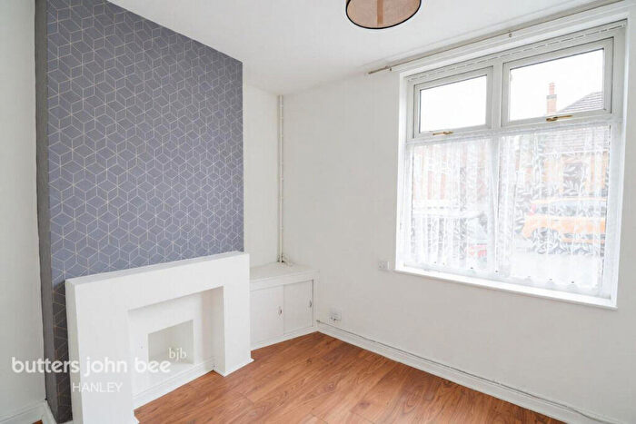 2 Bedroom End Of Terrace House To Rent In Oak Street, Stoke-on-trent, ST1