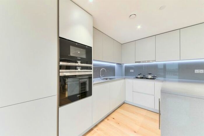 1 Bedroom Flat For Sale In Ariel House, 144 Vaughan Way, London E1W