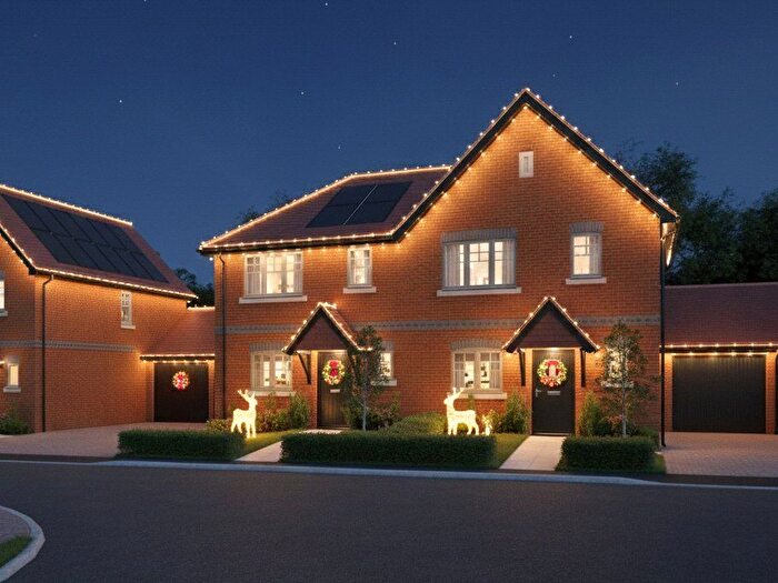 2 Bedroom Semi-Detached House For Sale In Hackney Way, Mortimer Common, Reading, Berkshire, RG7