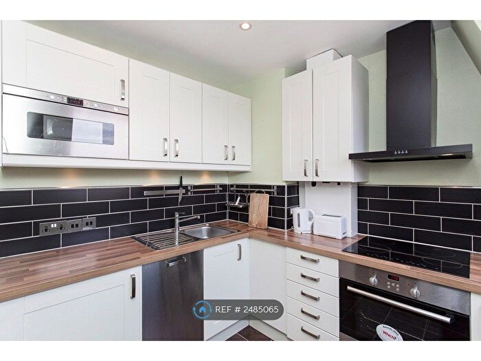 1 Bedroom Flat To Rent In Winchester Street, London, SW1V
