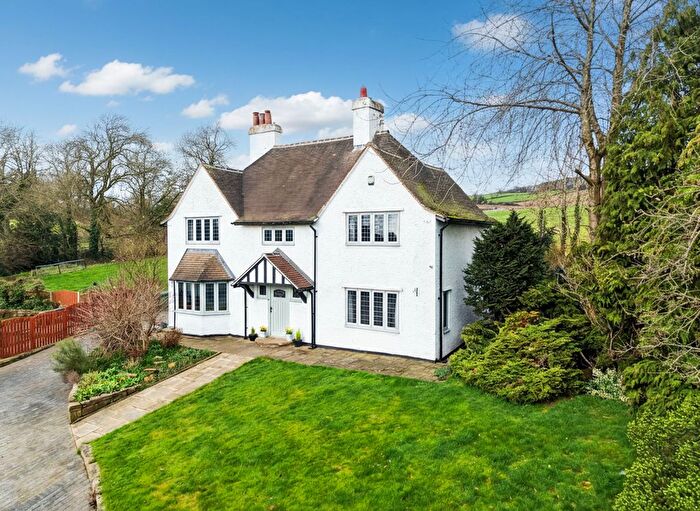 4 Bedroom Detached House For Sale In High Street, Old Whittington, S41