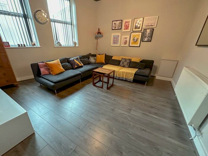 9 Bedroom Terraced House To Rent In Holt Road, L7