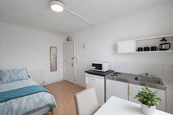 1 Bedroom Flat To Rent In Oakley Street, London, SW3