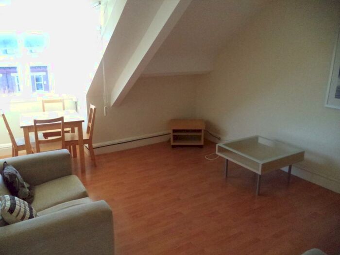 2 Bedroom Flat To Rent In Grosvenor Place, Jesmond, NE2