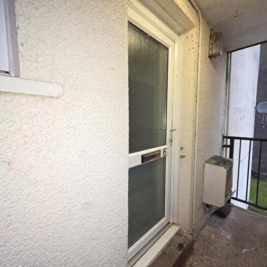 House To Rent In Gwaun Y Garw, Pontycymer, Bridgend, CF32