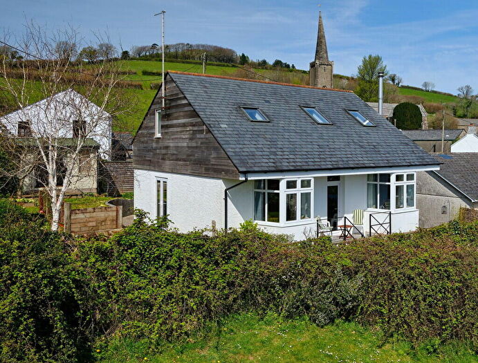 3 Bedroom Detached House For Sale In School Road, Ermington, Ivybridge, PL21