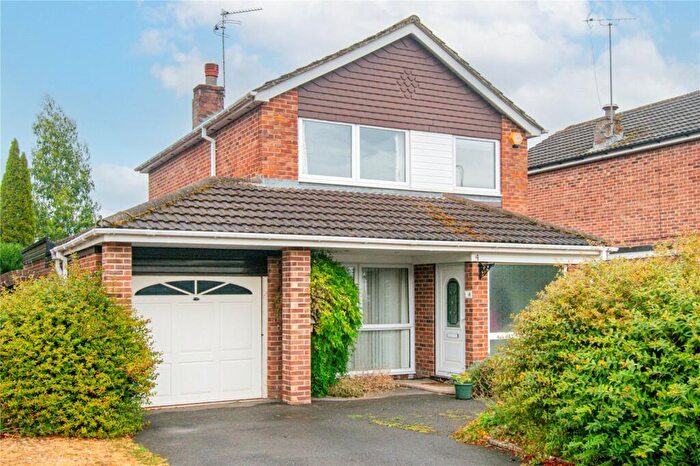 3 Bedroom Detached House For Sale In Penn Road, Speen, Newbury, Berkshire, RG14