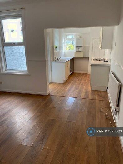 2 Bedroom Terraced House To Rent In Newcome Road, Portsmouth, PO1