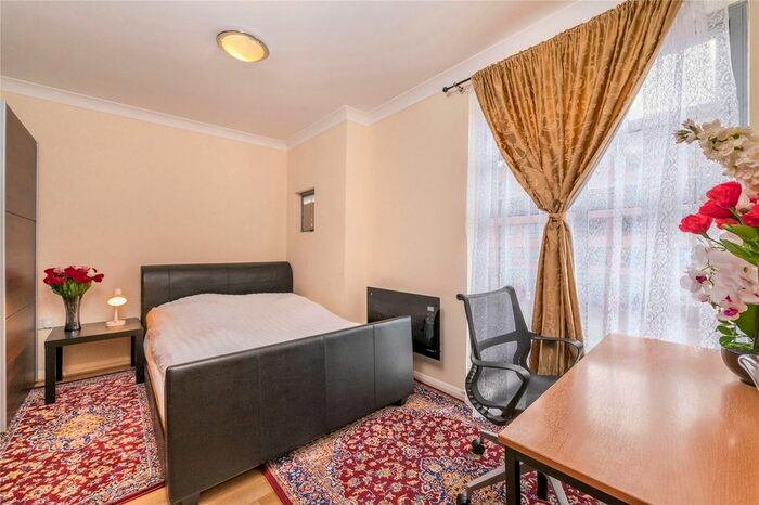 1 Bedroom Flat To Rent In Thames Reach, London, SE28