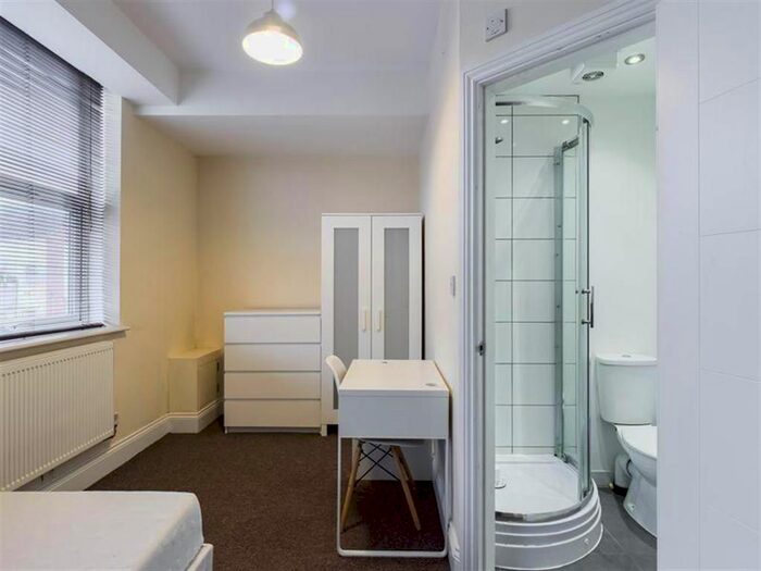 5 Bedroom Property To Rent In Abingdon Road, Middlesbrough, TS1