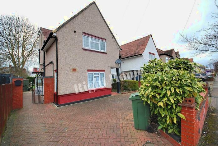 2 Bedroom Flat To Rent In Norton Road, Wembley, Middlesex, HA0