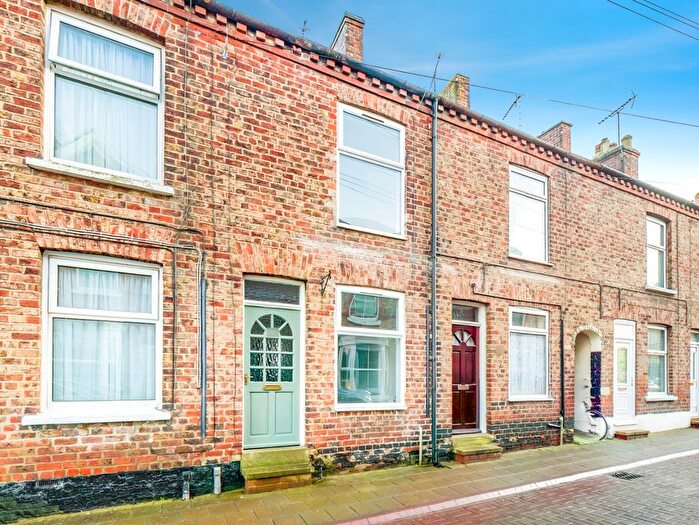2 Bedroom Terraced House For Sale In King Street, Driffield, East Riding Of Yorkshire, YO25