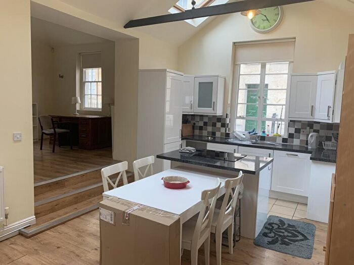 2 Bedroom Apartment To Rent In Barton Buildings, Bath, BA1
