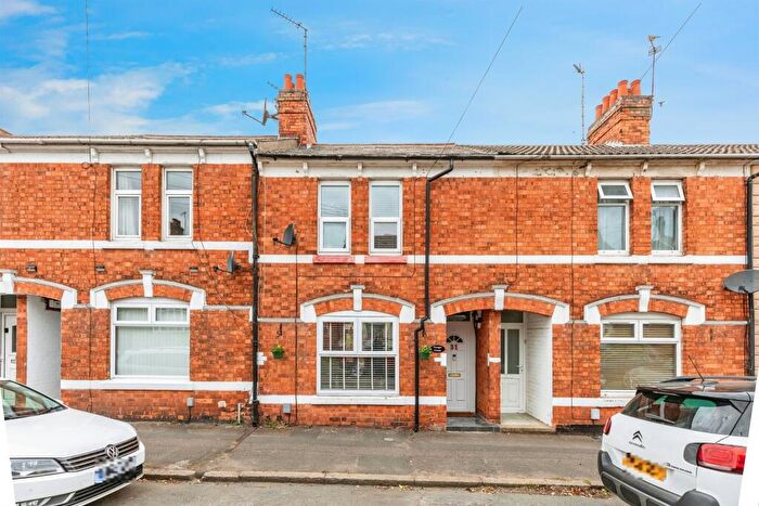 3 Bedroom Terraced House For Sale In Lawson Street, Kettering, NN16