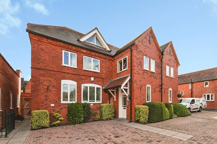 2 Bedroom Apartment For Sale In Station Road, Balsall Common, CV7
