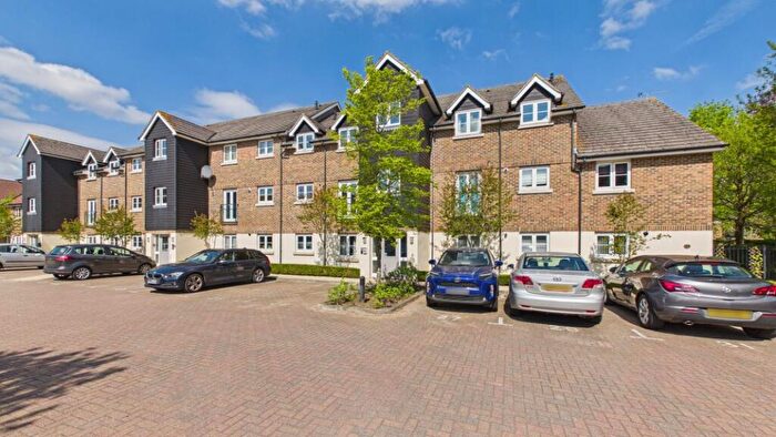 2 Bedroom Apartment To Rent In Farnborough, GU14