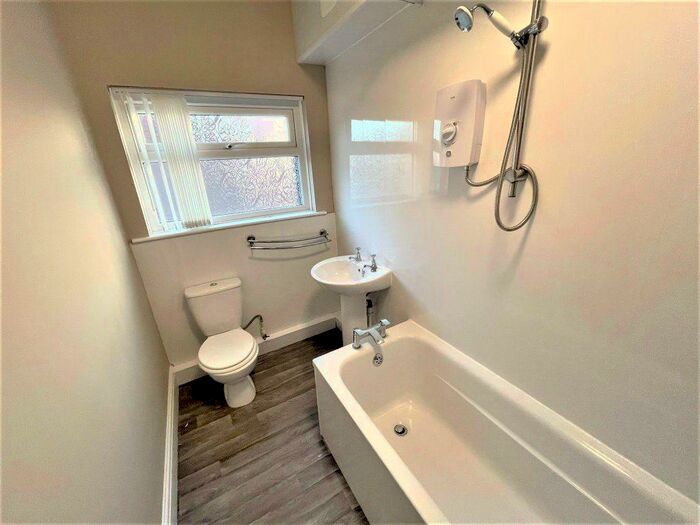 2 Bedroom Terraced House To Rent In Longford Road, Reddish, Stockport, SK5