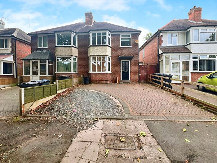 3 Bedroom Semi-Detached House To Rent In Dunvegan Road, Birmingham, B24