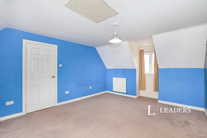 6 Bedroom Detached House To Rent In Naylor Crescent, CW5