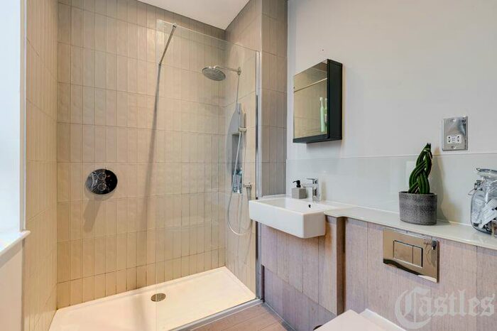 2 Bedroom Flat For Sale In Printworks House, Crouch End, N8