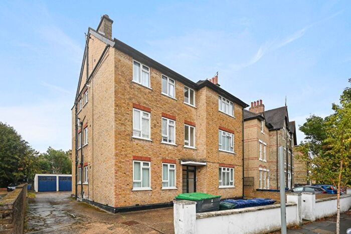 1 Bedroom Flat To Rent In Grange Park, London, W5