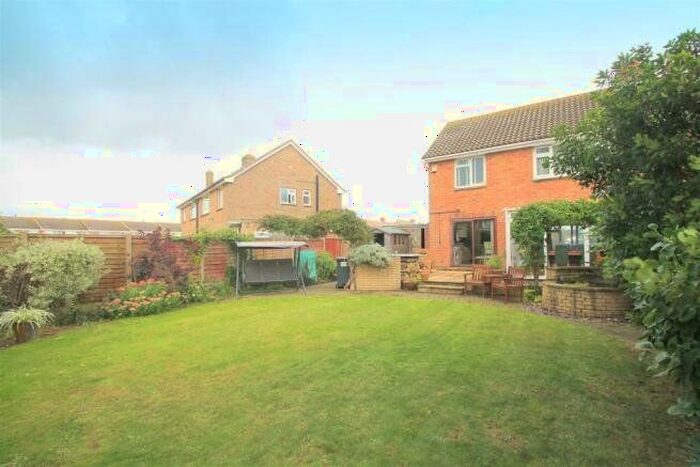 3 Bedroom Semi-Detached House To Rent In Falcon Close, Shoreham, West Sussex, BN43