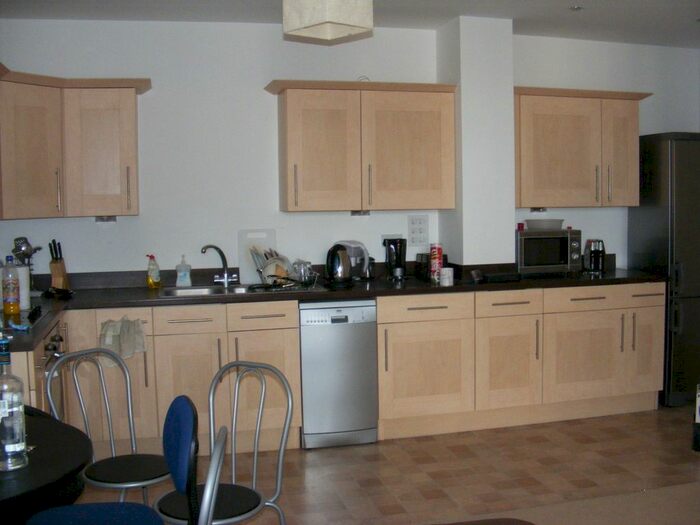 2 Bedroom Property To Rent In Telephone House, High Street, Southampton, SO14