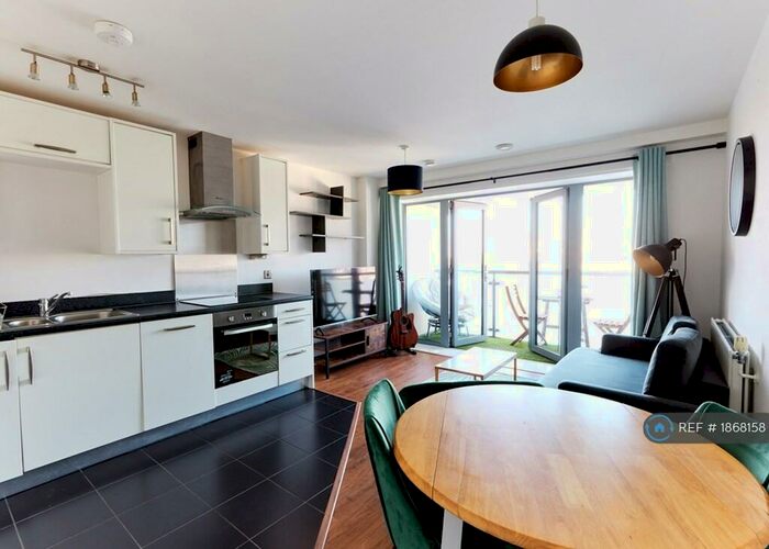 2 Bedroom Flat To Rent In William Beveridge House, London, E3