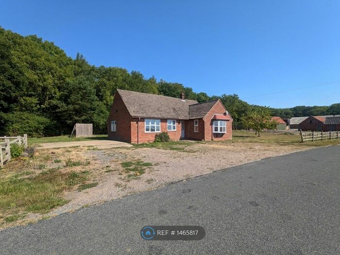 3 Bedroom Bungalow To Rent In Cream Poke Farm, Stainfield, Market Rasen, LN8