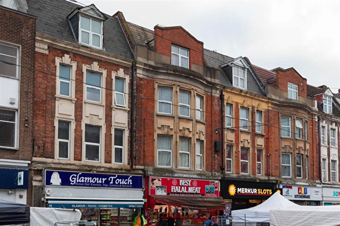 2 Bedroom Flat To Rent In St. Erkenwald Mews, St. Erkenwald Road, Barking, IG11