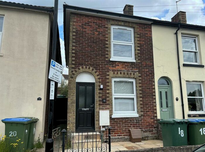 2 Bedroom End Of Terrace House To Rent In Norman Road, Southampton, SO15