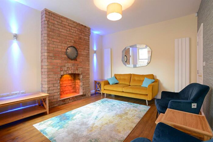 2 Bedroom Terraced House To Rent In £pppw Harrington Drive, Lenton, Nottingham, NG7