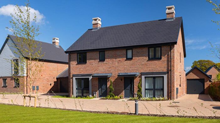 3 Bedroom Semi-Detached House For Sale In Rosebrook, Tawny Owl Way, Hambrook, PO18