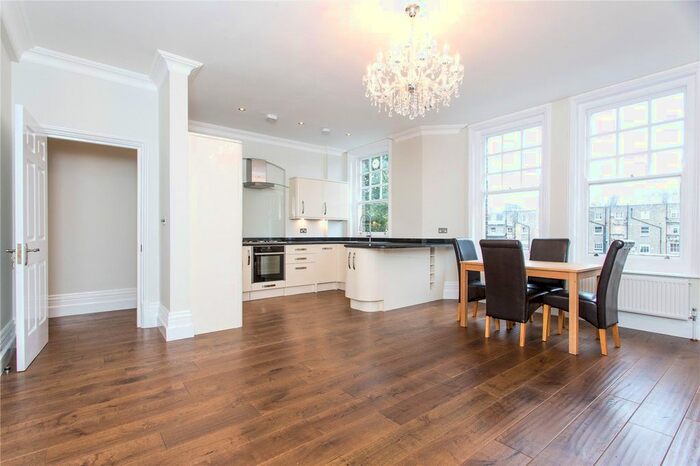 3 Bedroom Flat To Rent In Old Brompton Road, South Kensington, SW7