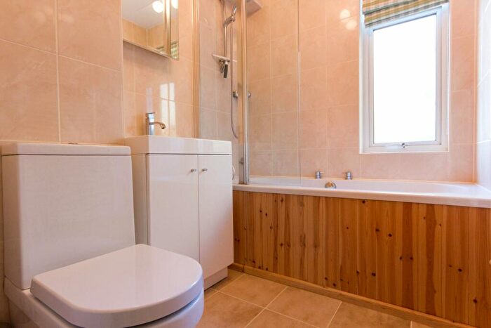 2 Bedroom Apartment To Rent In Chesterton Towers, Chapel Street, Cambridge, CB4