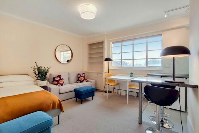 Studio To Rent In Sloane Avenue, Sloane Square, London, SW3