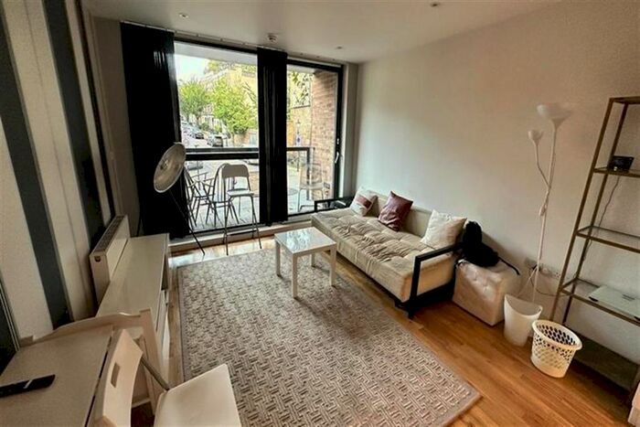 1 Bedroom Flat To Rent In Cube Apartments, Kings Cross Road, London, WC1X