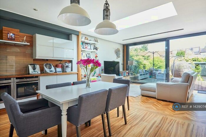 4 Bedroom Semi-Detached House To Rent In Deanhill Road, London, SW14