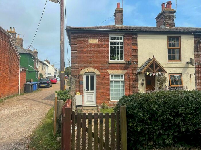 3 Bedroom End Of Terrace House To Rent In Church Road, Kessingland, NR33