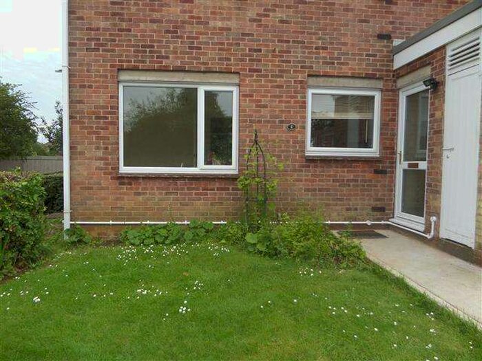 2 Bedroom Flat To Rent In Hawthorn Chase, , Lincoln, LN2