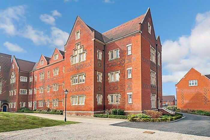 2 Bedroom Flat To Rent In The Galleries, Warley, Brentwood, CM14