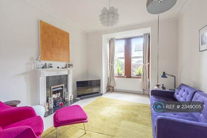 2 Bedroom Semi-Detached House To Rent In Rowden Road, Beckenham, BR3