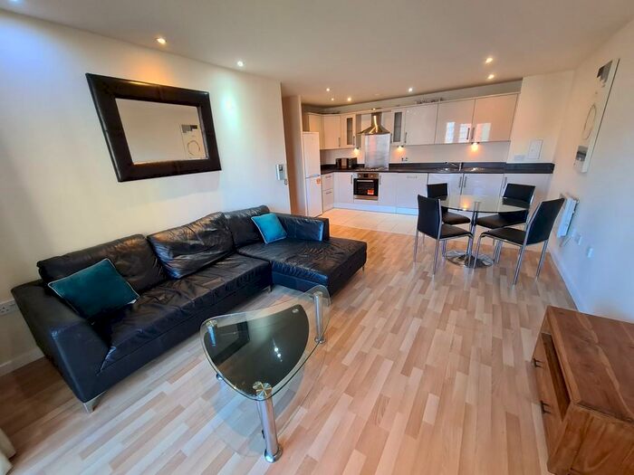 2 Bedroom Apartment To Rent In Masshouse Plaza, Moor Street Queensway, Birmingham, B5