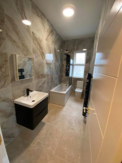 1 Bedroom Flat To Rent In Egerton Road, Manchester, M14