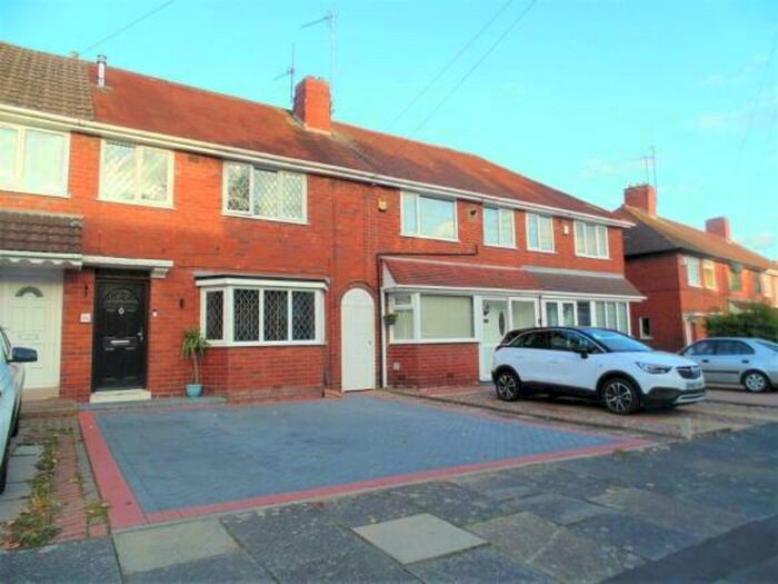 3 Bedroom House To Rent In Wingfield Road, Great Barr, Birmingham, B42