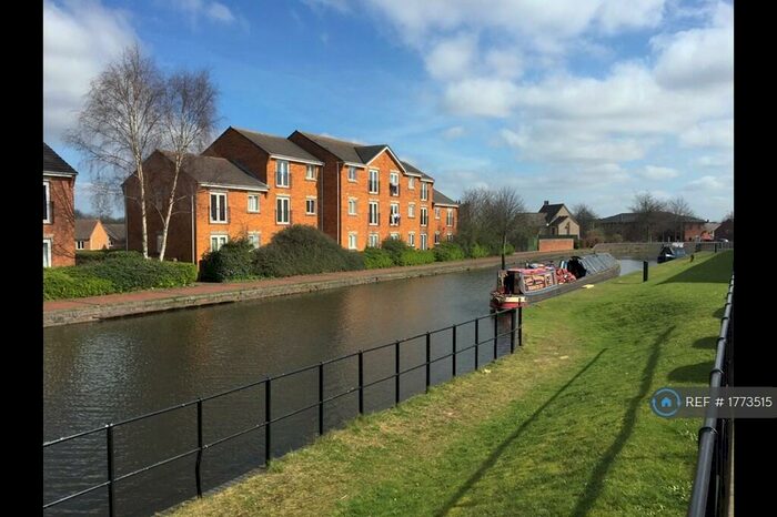1 Bedroom Flat To Rent In Rugeley Close, Tipton, DY4