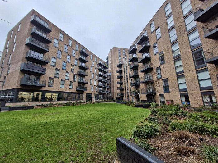 2 Bedroom Flat For Sale In Masters Court, Harrow, HA1