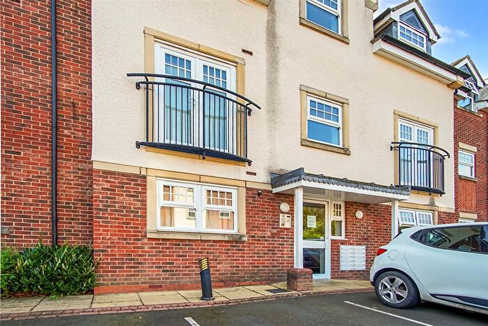 2 Bedroom Flat For Sale In Cleveland Terrace, Darlington, DL3